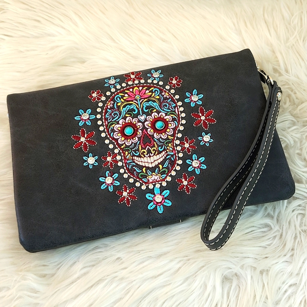 NWOT AMERICAN BLING (MONTANA WEST) WRISTLET